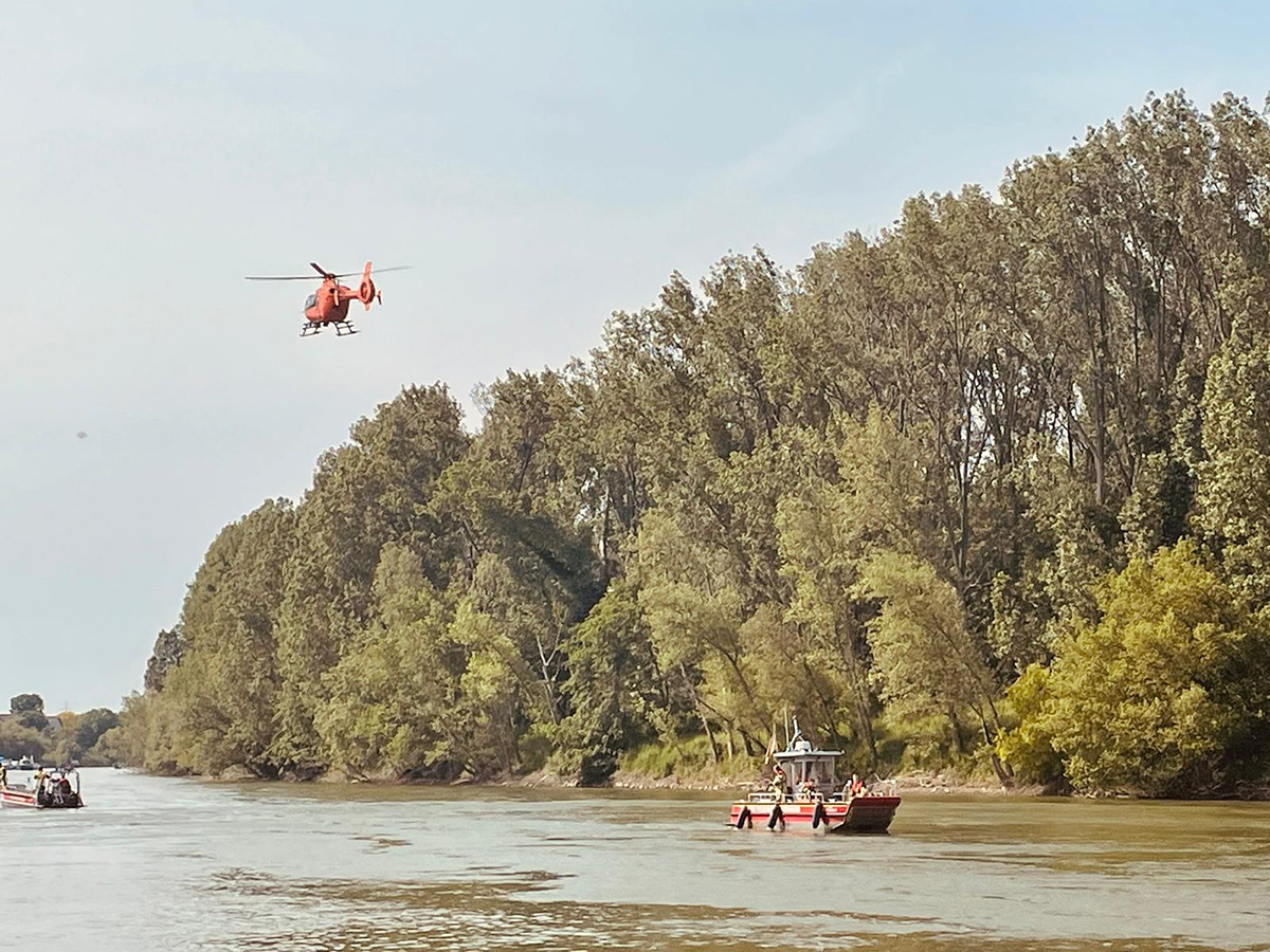 Rettung auf dem Rhein